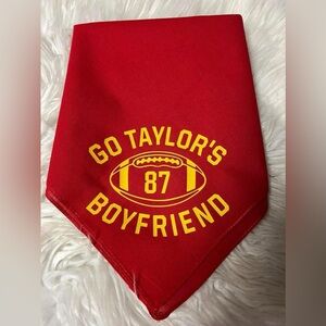 - - New dog bandanna, Kansas City Chiefs